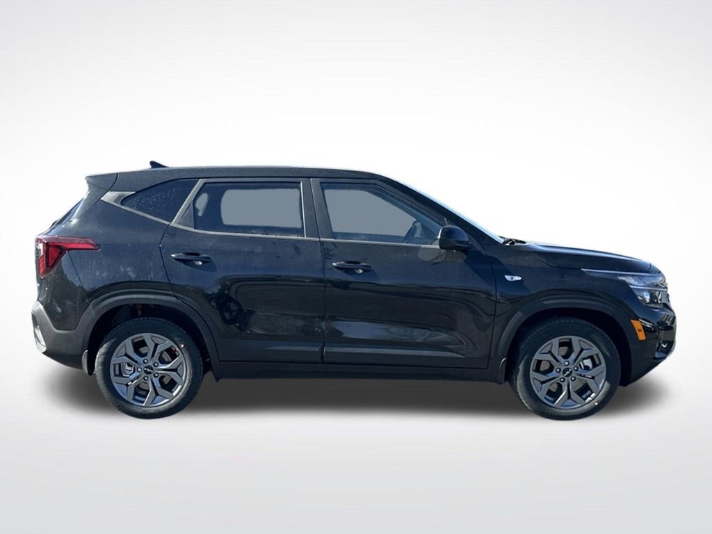 New 2026 Kia Seltos LX AWD/4WD image 6