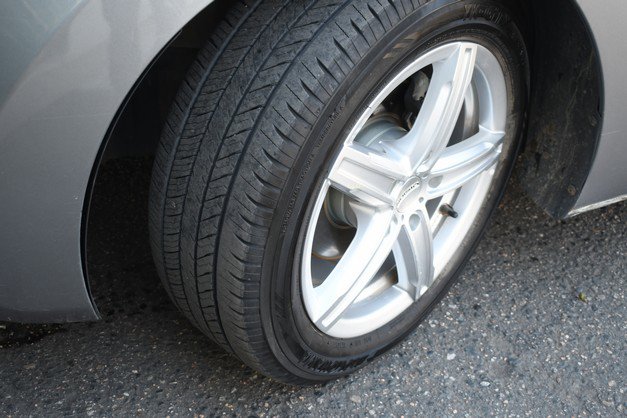 Used 2011 Hyundai Elantra Limited w/ Premium Pkg 5 FWD image 11