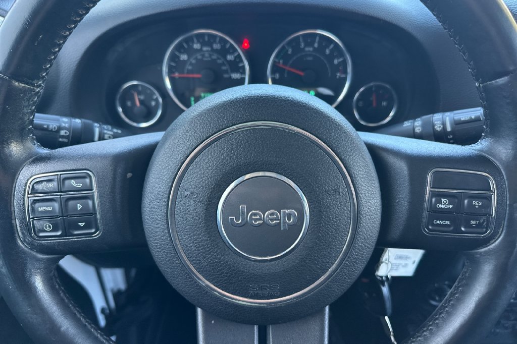 Used 2013 Jeep Wrangler Sahara w/ Connectivity Group AWD/4WD image 21