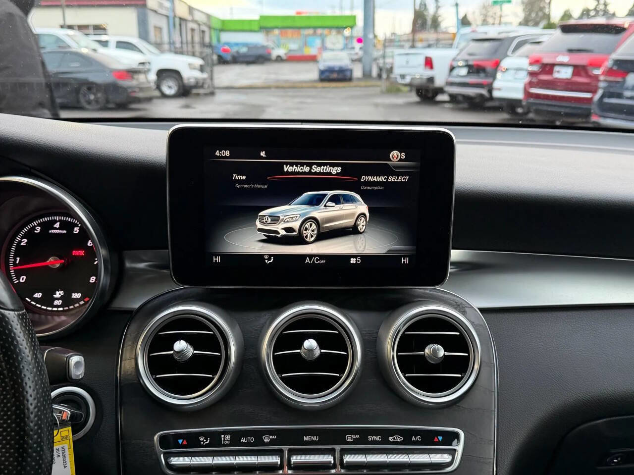 Used 2016 Mercedes-Benz GLC 300 GLC 300 4MATIC AWD 4dr SUV image 16