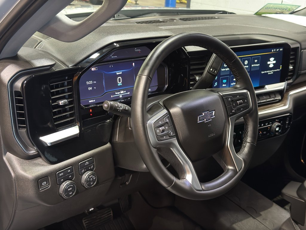 Used 2024 Chevrolet Silverado 1500 RST image 18