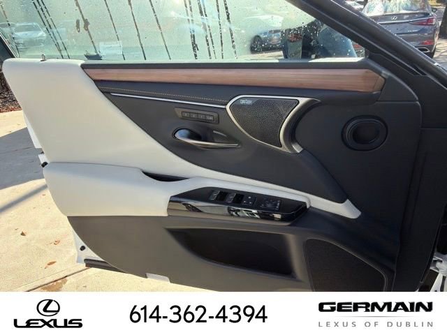 New 2025 Lexus ES 350 Ultra Luxury image 21