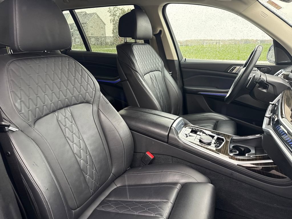 Used 2023 BMW X7 xDrive40i image 16
