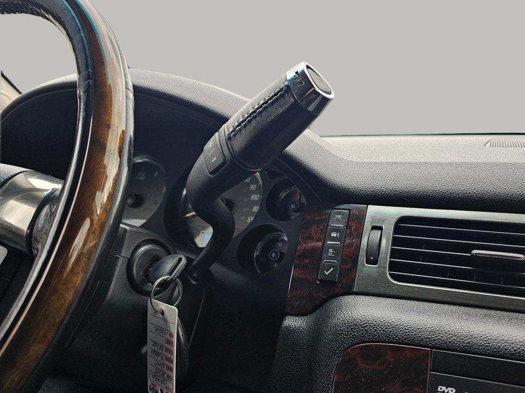 Used 2007 GMC Yukon Denali image 9