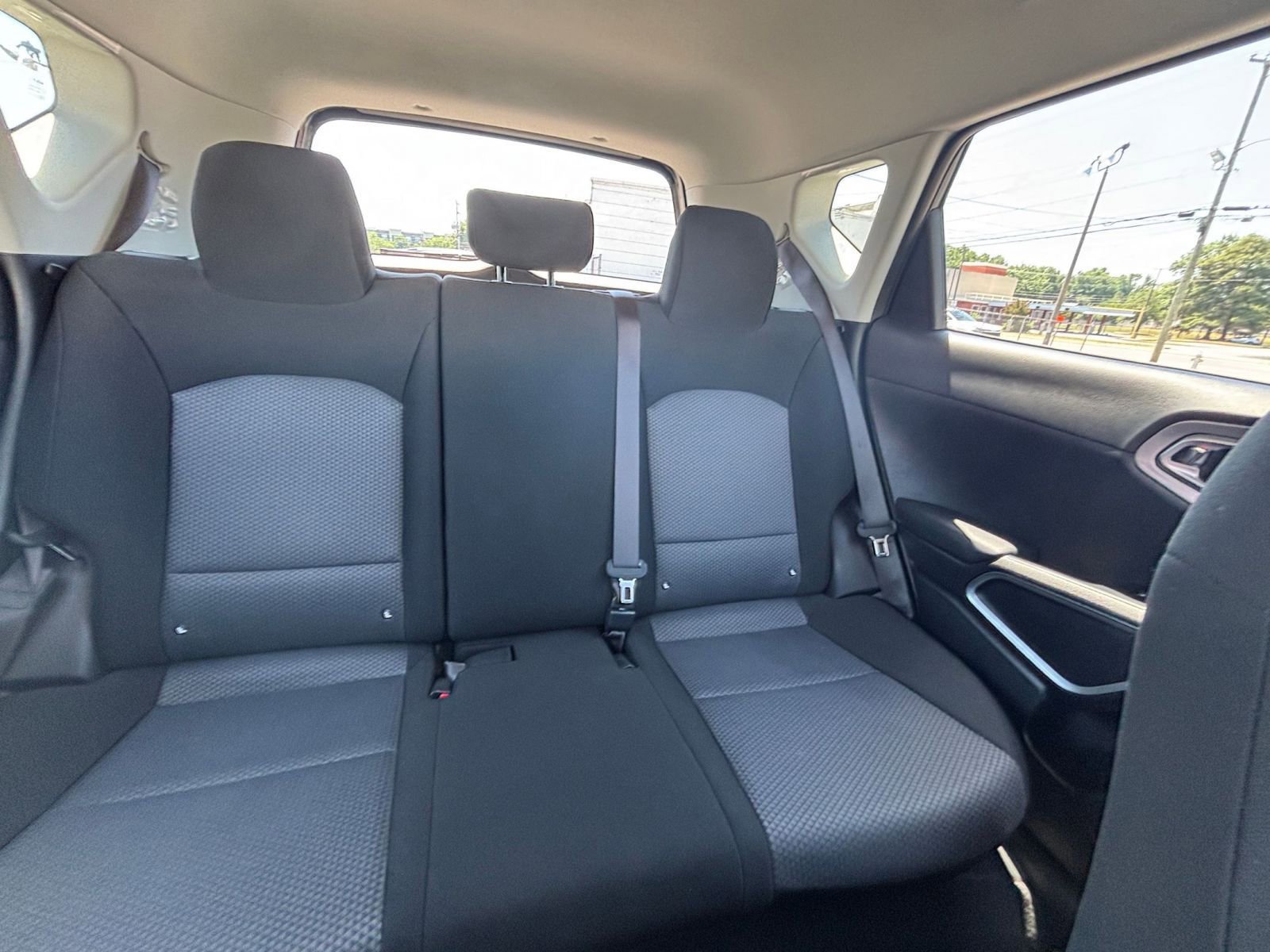 Used 2025 Kia Soul LX w/ LX Technology Package FWD image 36