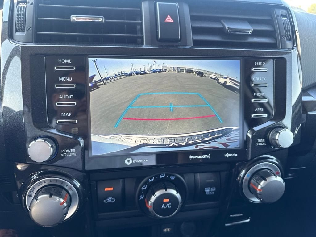 Used 2023 Toyota 4Runner TRD Off-Road Premium AWD/4WD image 31