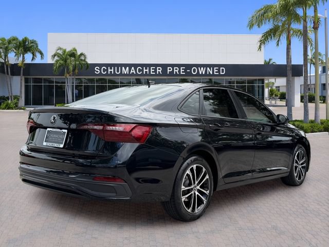 Certified 2024 Volkswagen Jetta Sport FWD image 7