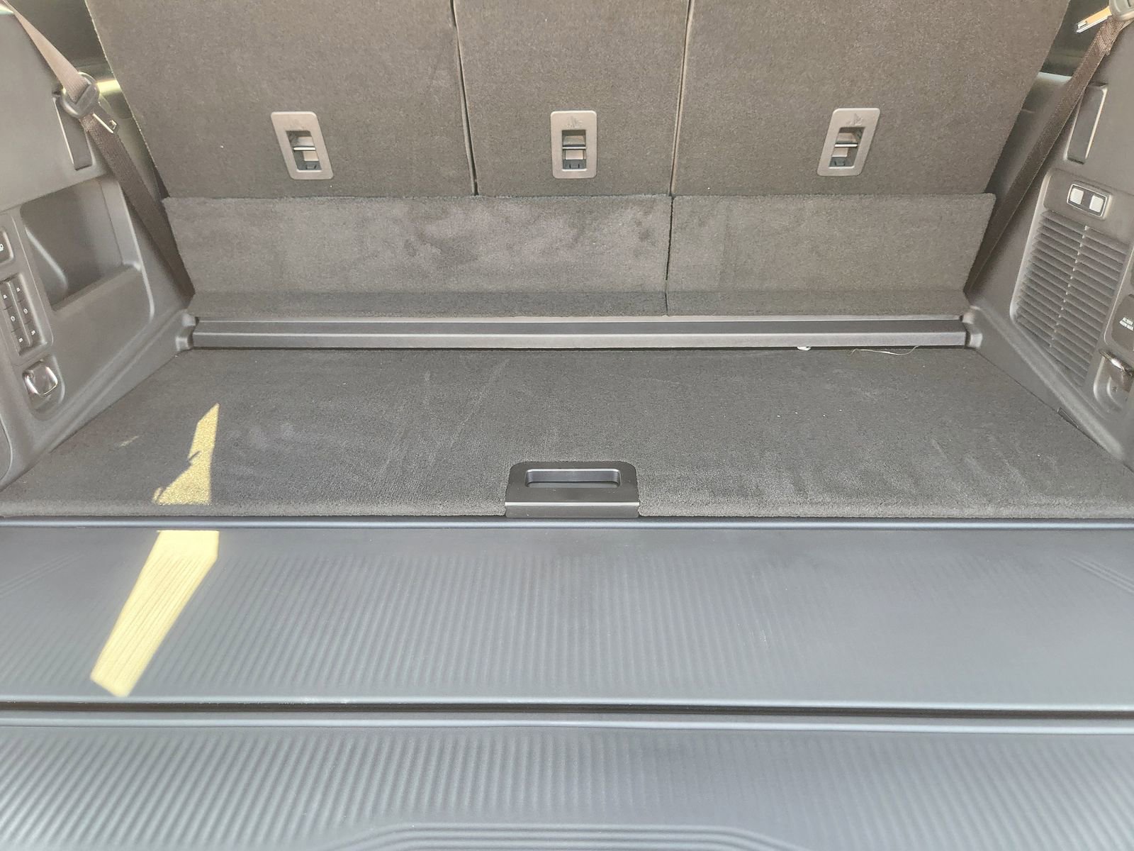 New 2025 Ford Expedition Active image 27