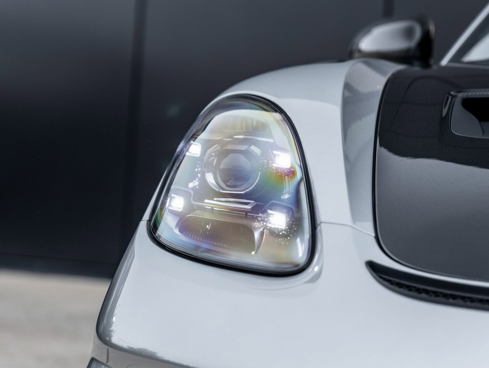 Used 2025 Porsche 718 Cayman GT4 RS w/ Weissach Package image 8