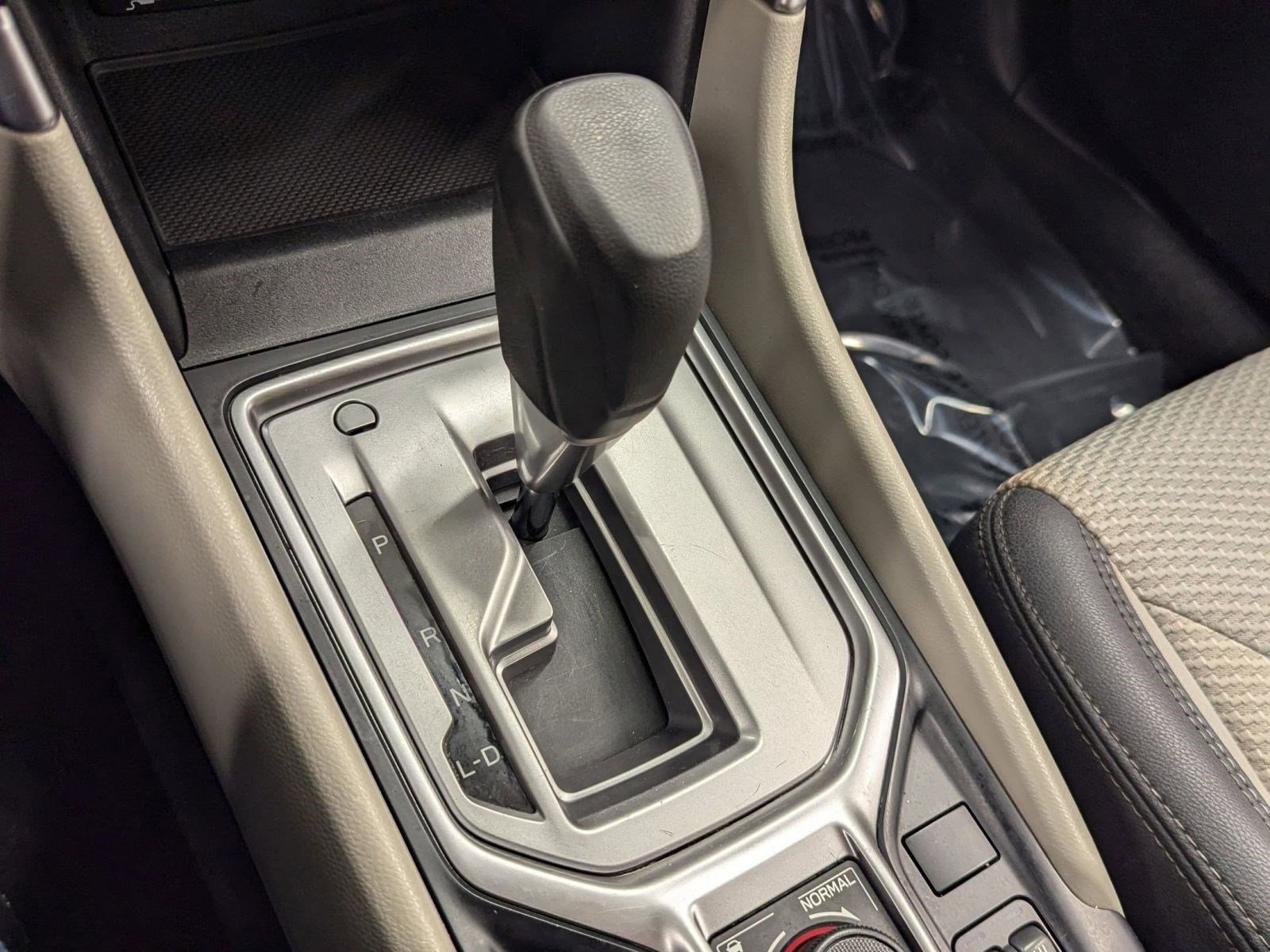 Used 2020 Subaru Forester Premium image 14