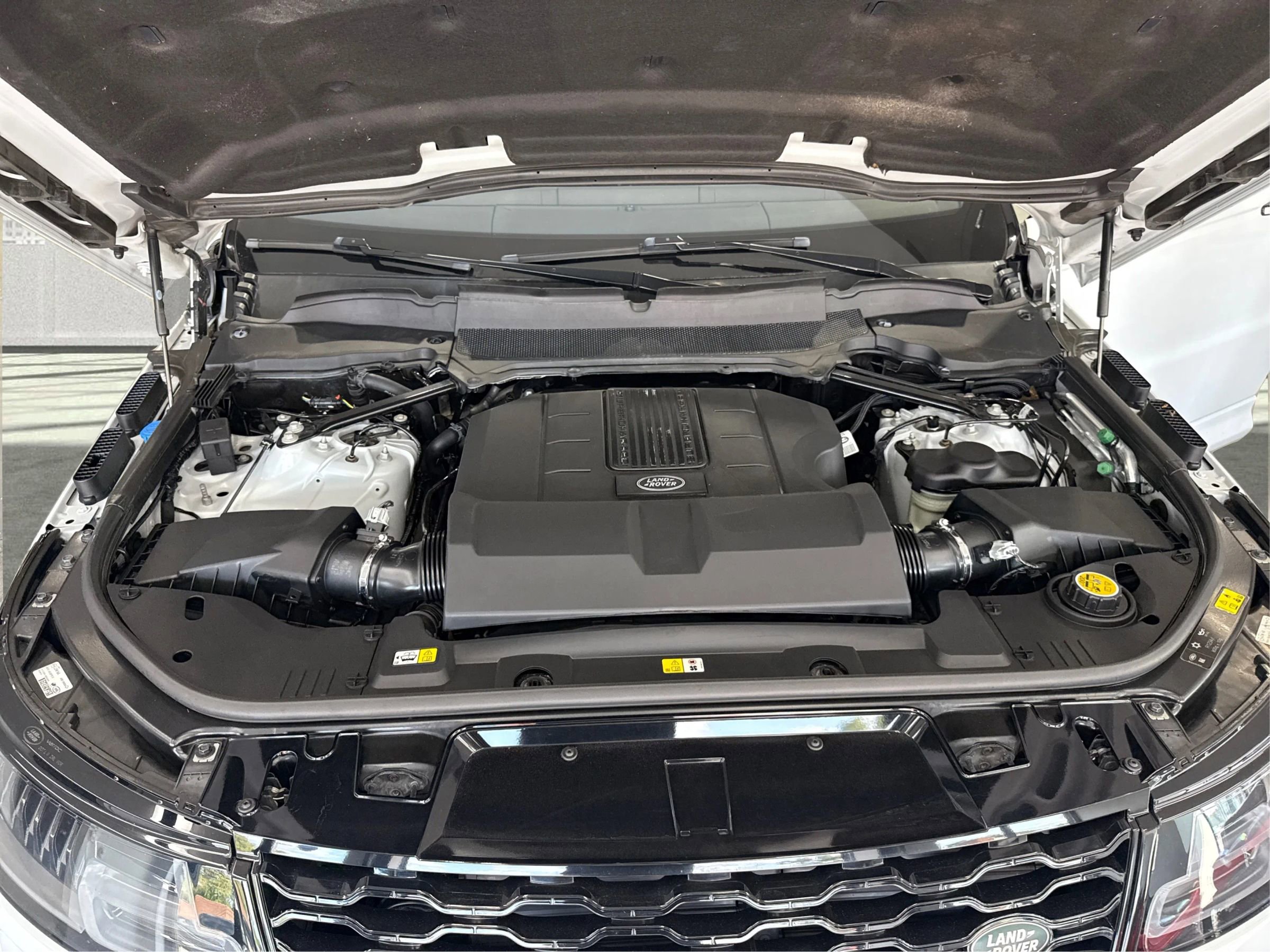 Used 2019 Land Rover Range Rover Sport Autobiography image 11