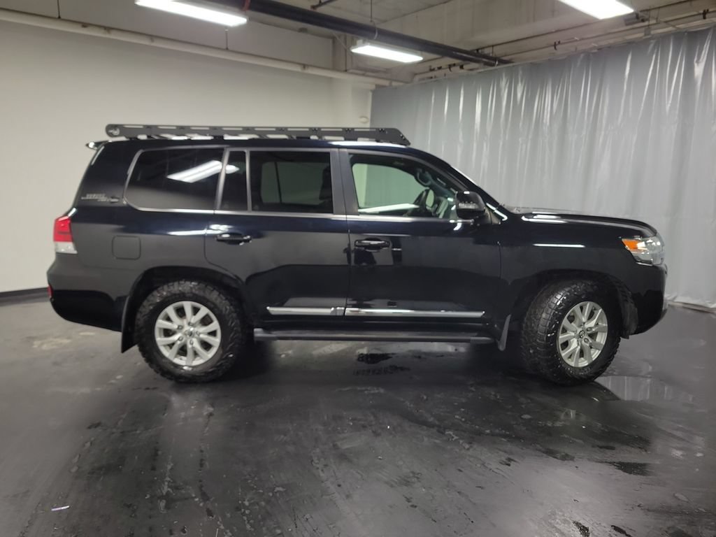 Used 2018 Toyota Land Cruiser AWD/4WD image 9