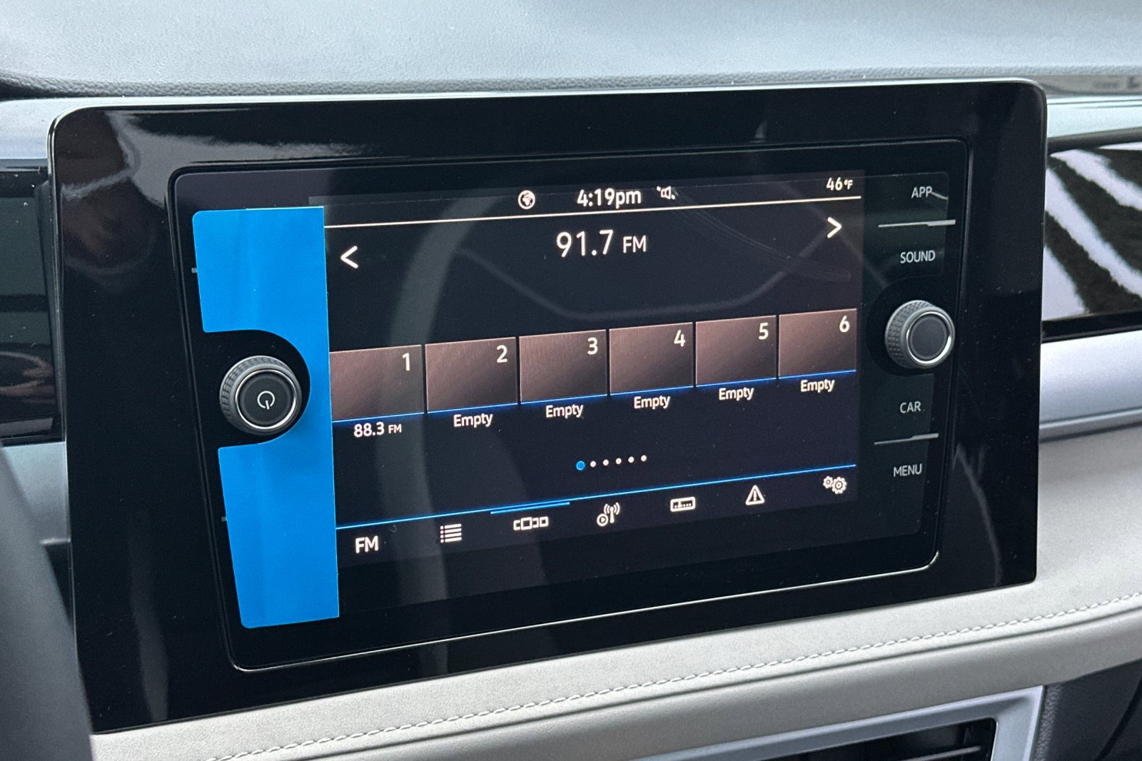 New 2026 Volkswagen Taos SE image 18