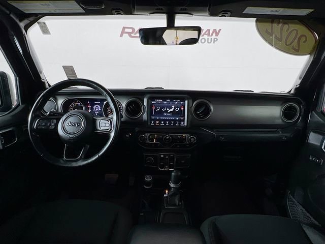 Used 2022 Jeep Gladiator Willys image 25