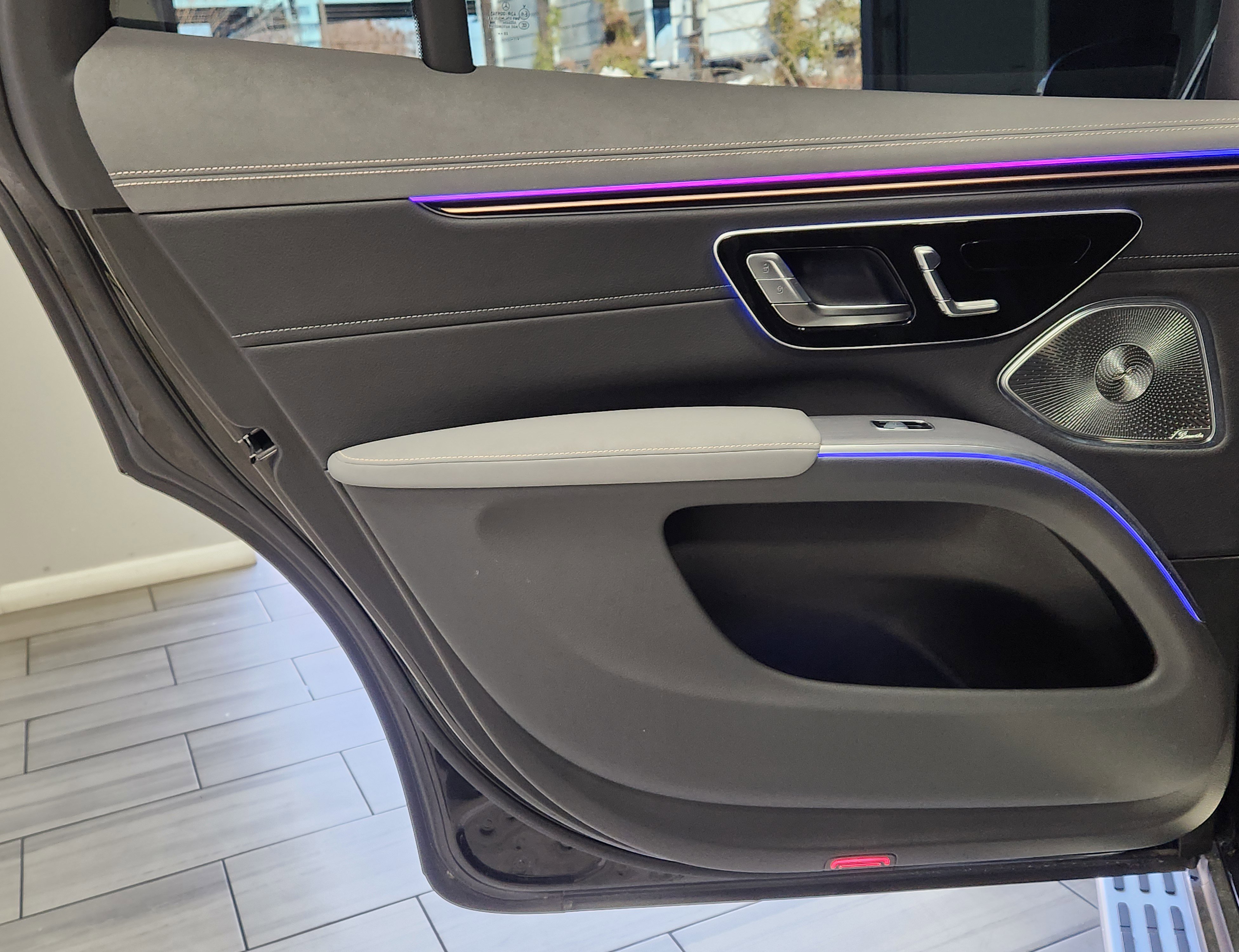 Used 2024 Mercedes-Benz EQS 450+ SUV image 12