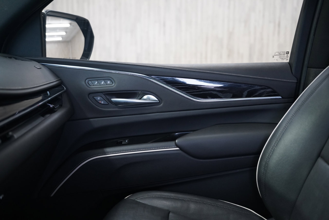 Used 2021 Cadillac Escalade ESV Sport w/ Driver Assist Tech Package image 31