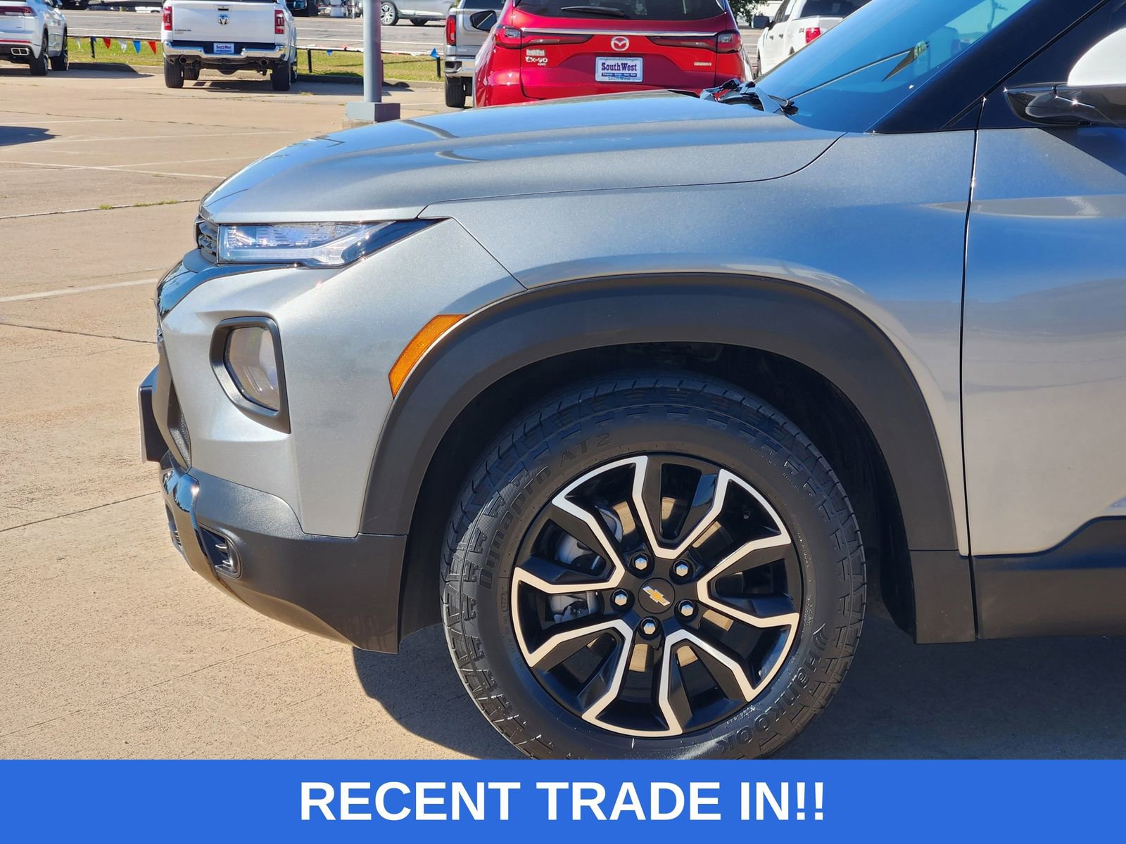 Used 2023 Chevrolet TrailBlazer ACTIV w/ Sun and Liftgate Package image 11