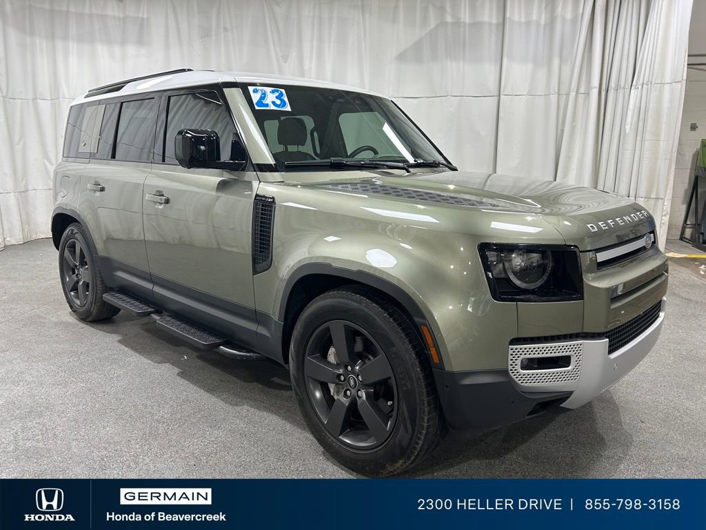 Used 2023 Land Rover Defender 110 SE AWD/4WD image 2