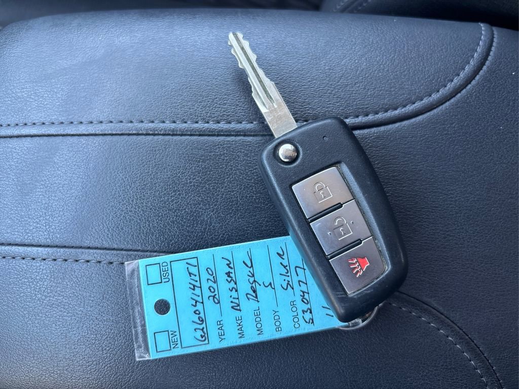 Used 2020 Nissan Rogue S image 34