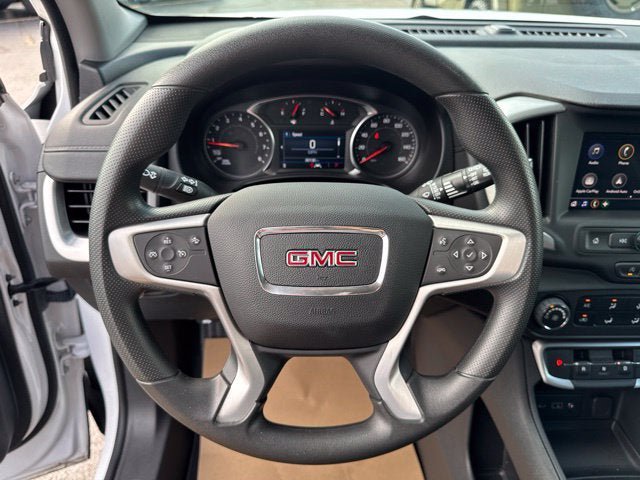 Used 2024 GMC Terrain SLE FWD image 12