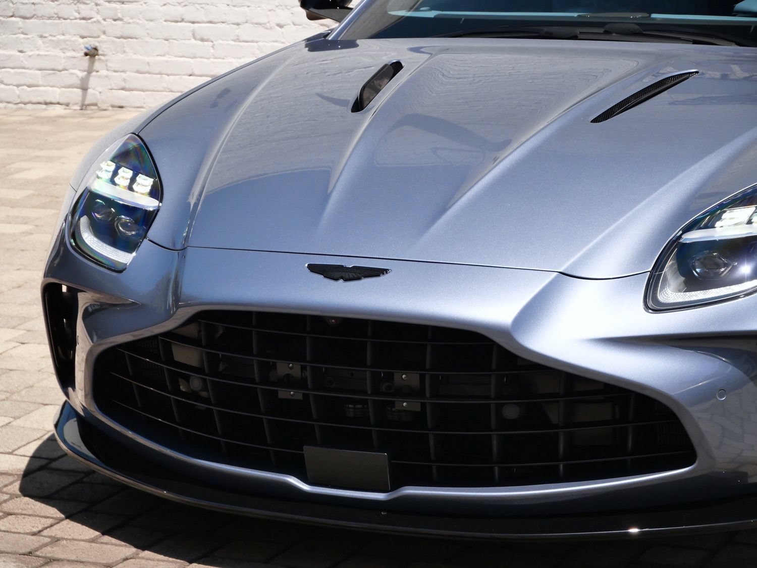New 2026 Aston Martin V8 Vantage S RWD image 9