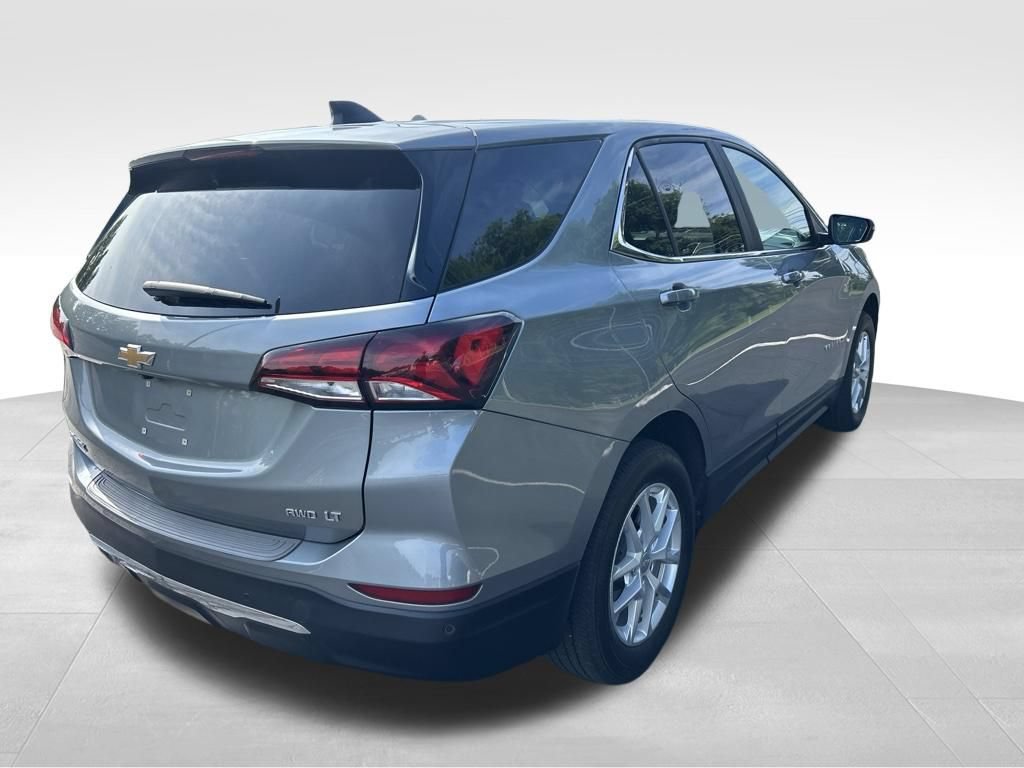 Used 2024 Chevrolet Equinox LT AWD/4WD image 5
