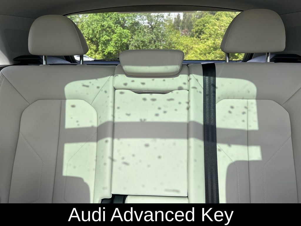 Used 2024 Audi Q3 2.0T Premium Plus w/ Premium Plus Package AWD/4WD image 13