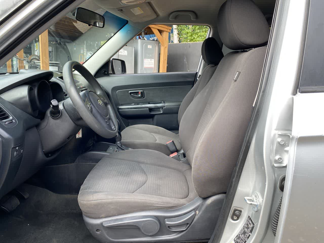 Used 2012 Kia Soul FWD image 14