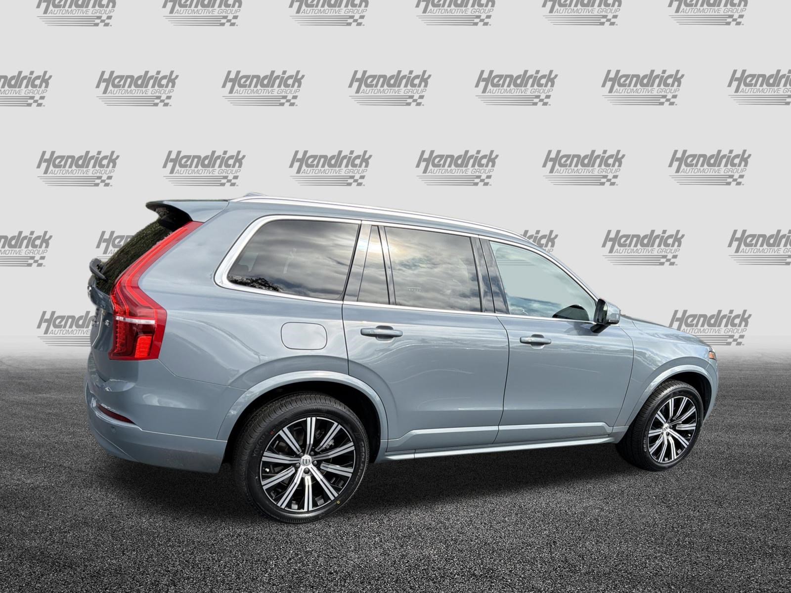Certified 2023 Volvo XC90 B6 Core image 11