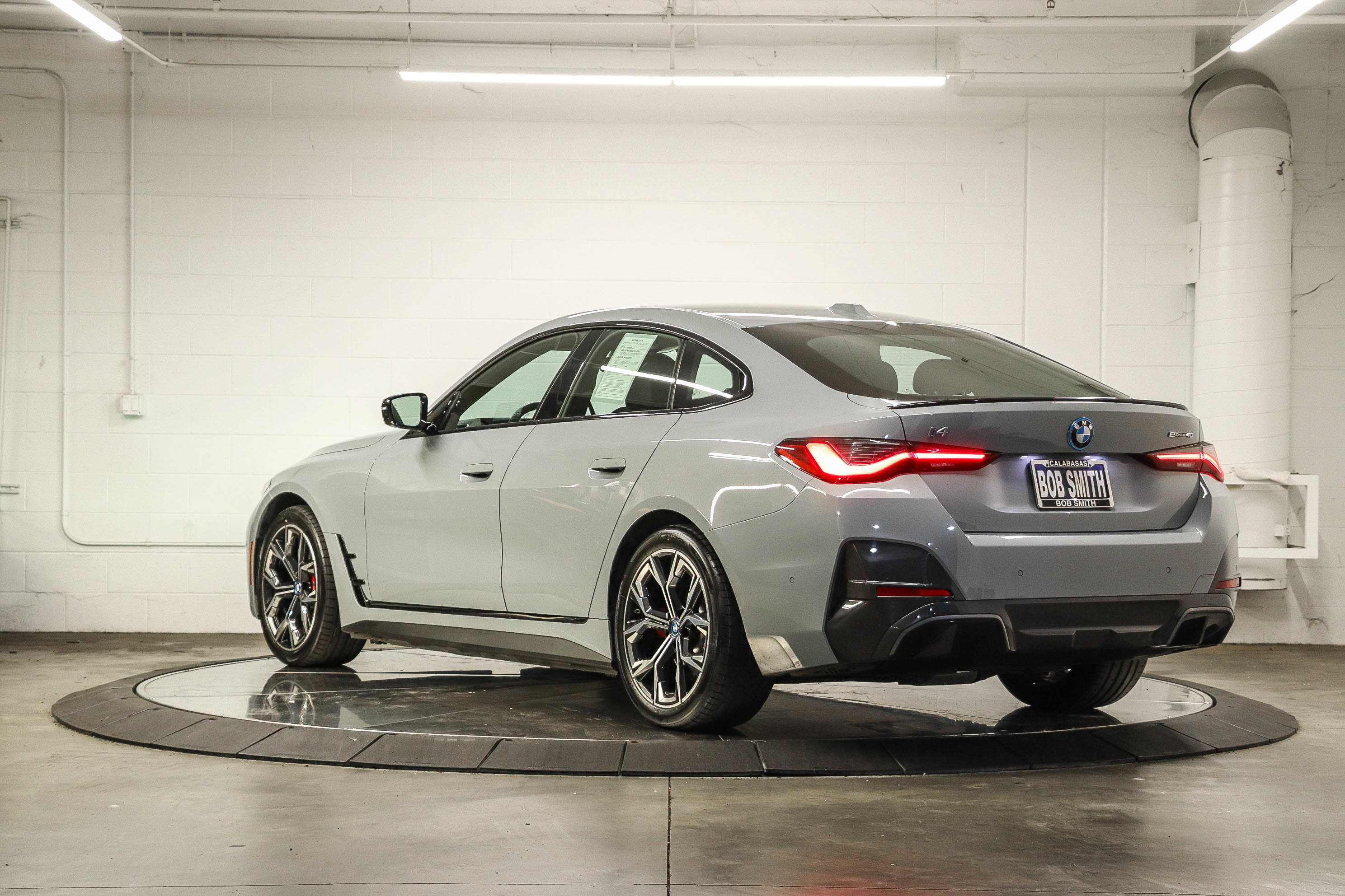 Used 2023 BMW i4 eDrive40 w/ M Sport Package RWD image 4