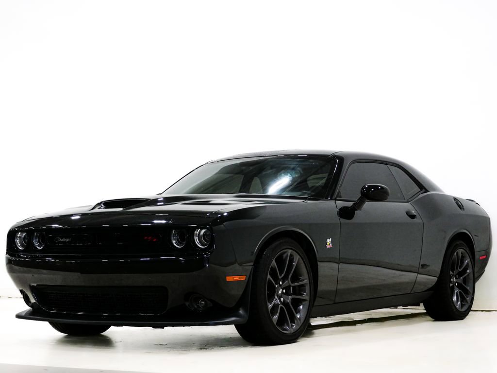 Used 2022 Dodge Challenger R/T Scat Pack w/ Plus Package image 3