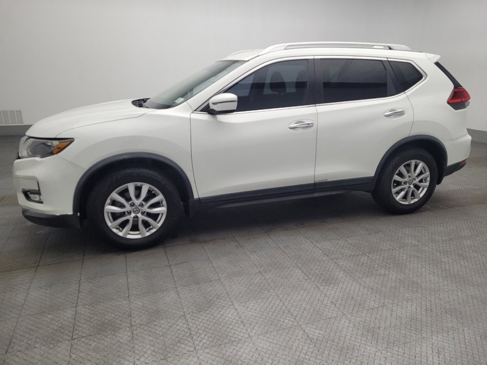 Used 2017 Nissan Rogue SV FWD image 2