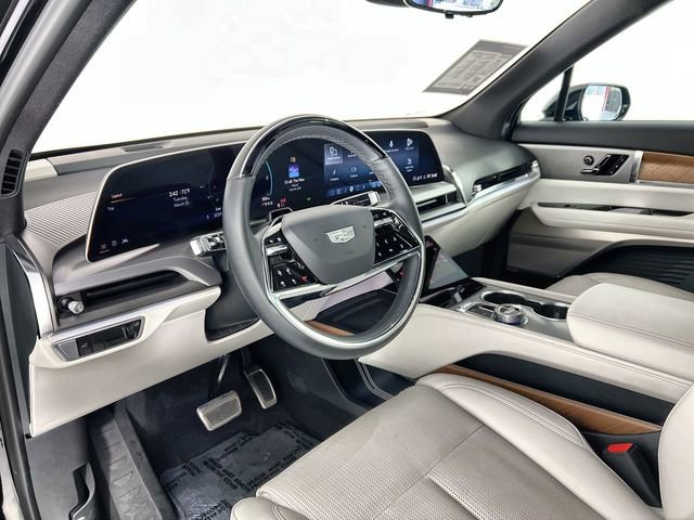 Used 2026 Cadillac Vistiq Sport image 10