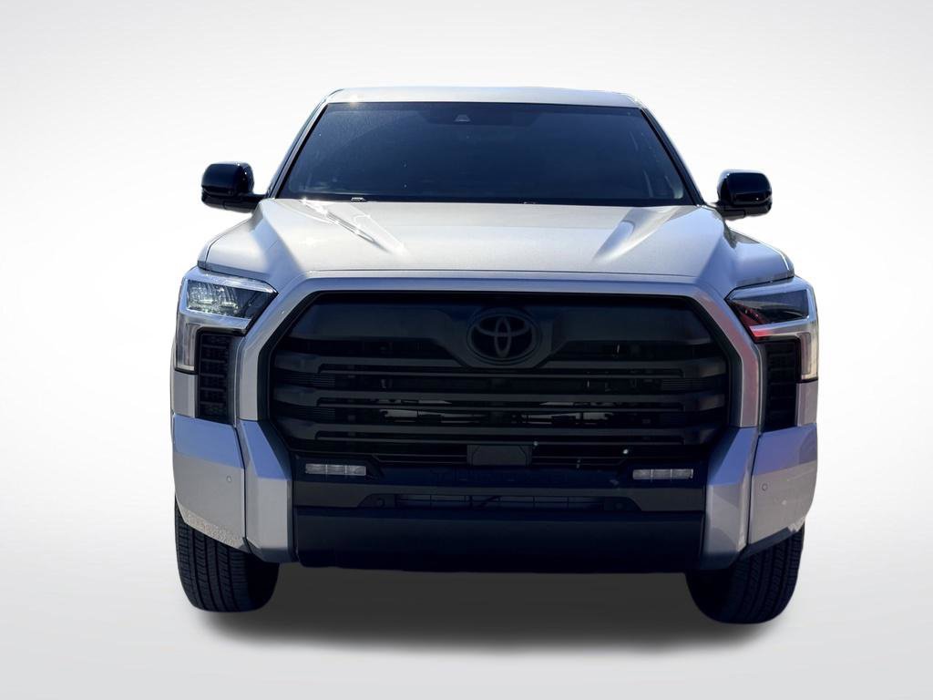 Used 2025 Toyota Tundra Limited w/ Nightshade Package AWD/4WD image 9