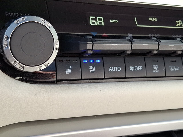 Certified 2023 Toyota Sequoia Capstone AWD/4WD image 25