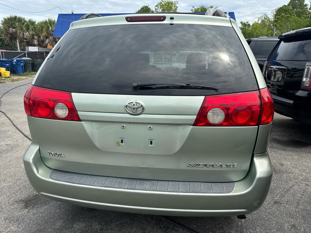 Used 2007 Toyota Sienna FWD image 6