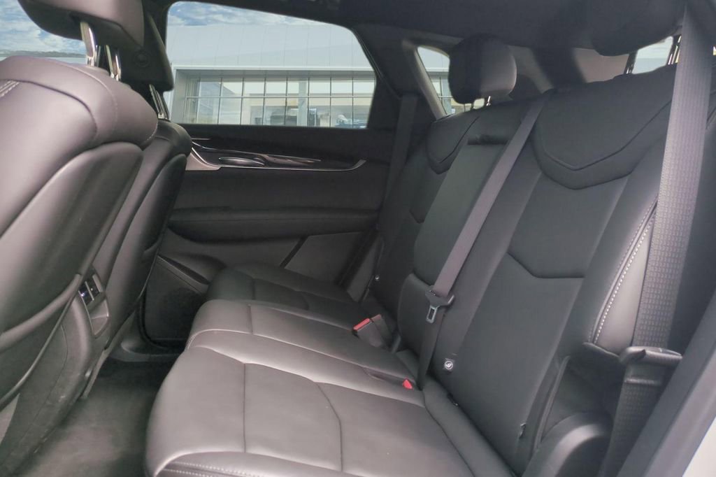 Used 2020 Cadillac XT5 Premium Luxury image 29