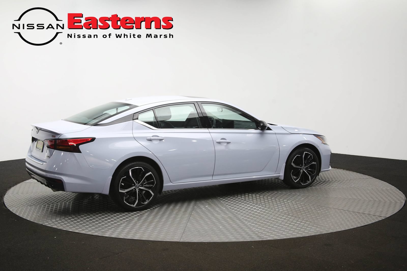 Used 2023 Nissan Altima 2.5 SR AWD/4WD image 43