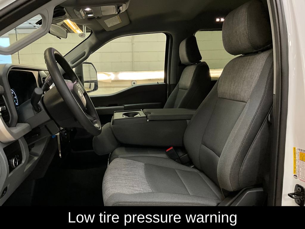 Used 2025 Ford F250 XLT image 11