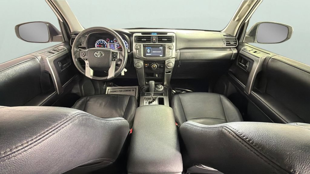 Used 2015 Toyota 4Runner SR5 AWD/4WD image 31