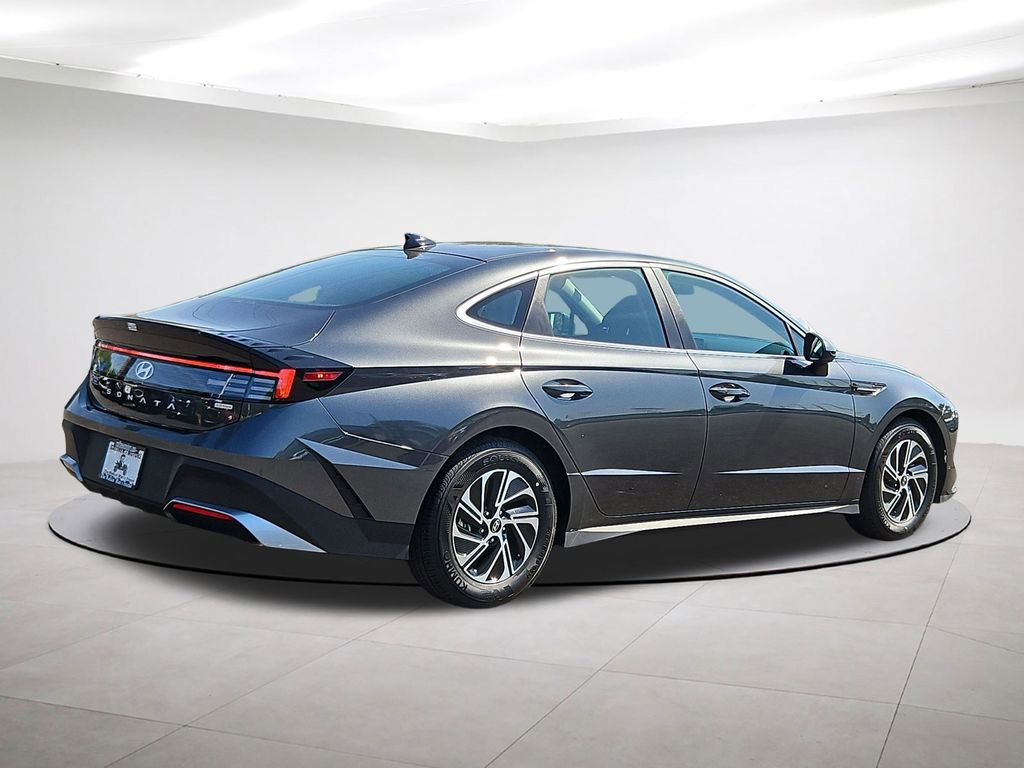 Used 2026 Hyundai Sonata Blue FWD image 7