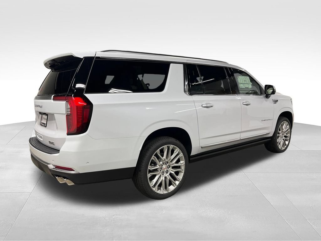 New 2026 GMC Yukon XL Denali w/ Denali Reserve Package AWD/4WD image 8