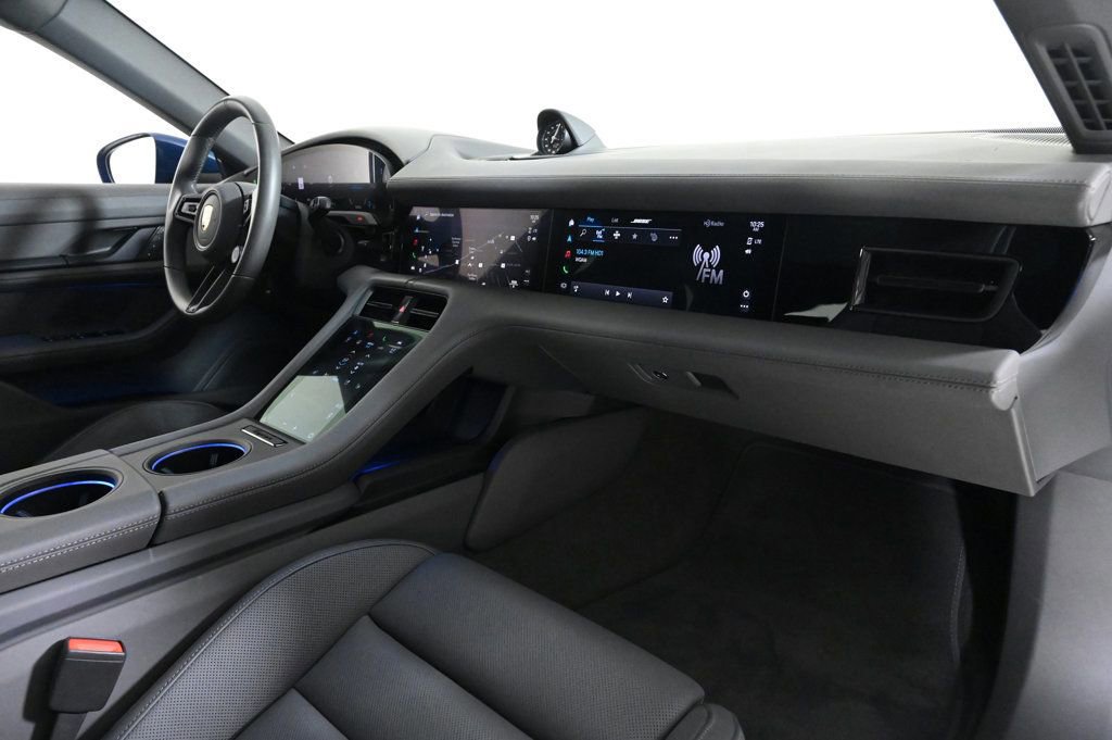 Used 2024 Porsche Taycan 4S image 16