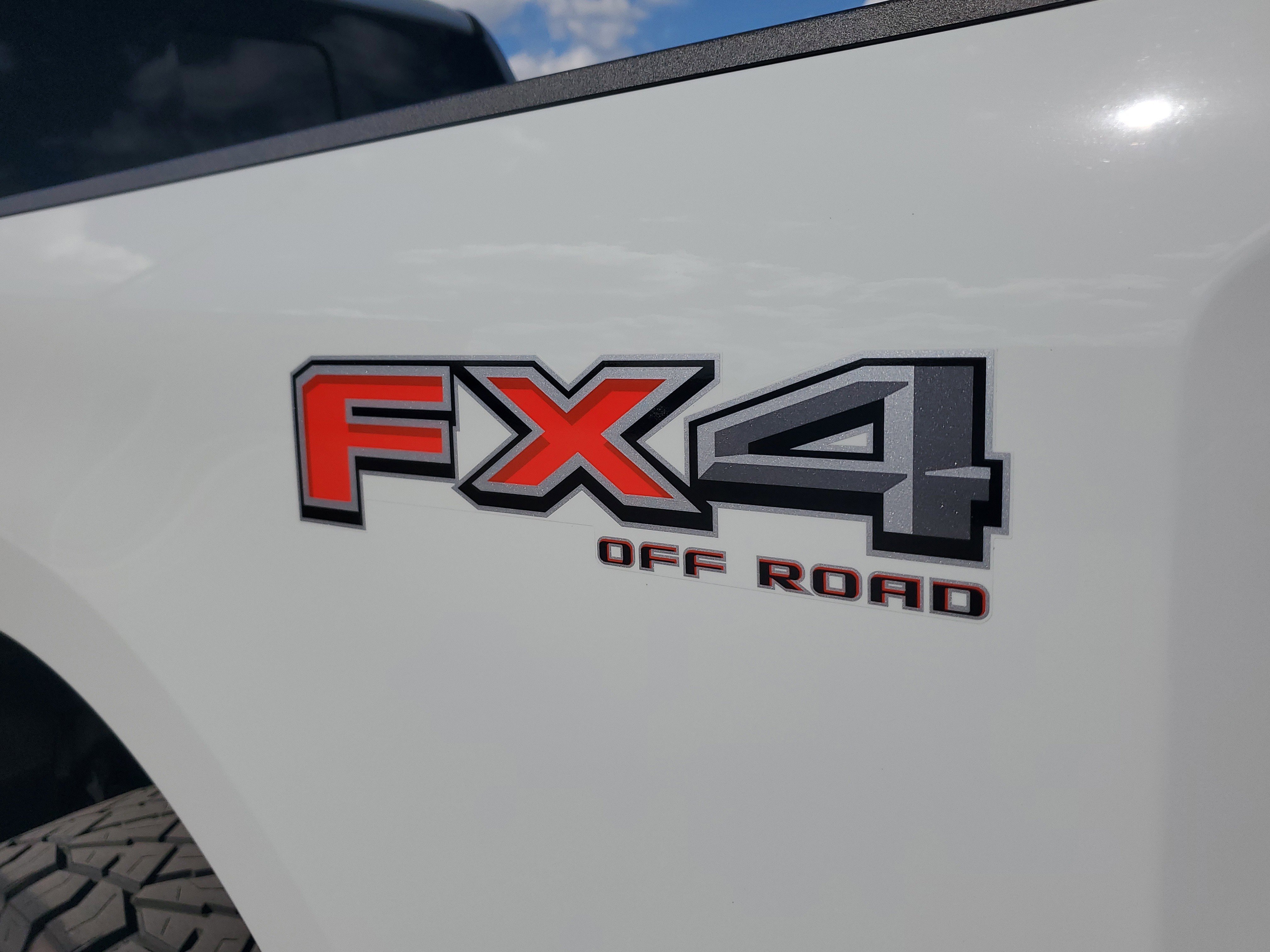 Used 2025 Ford F350 Platinum image 29