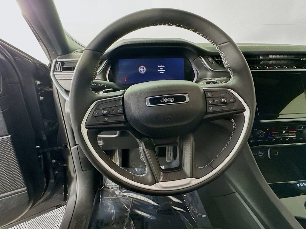 Certified 2024 Jeep Grand Cherokee Altitude image 19