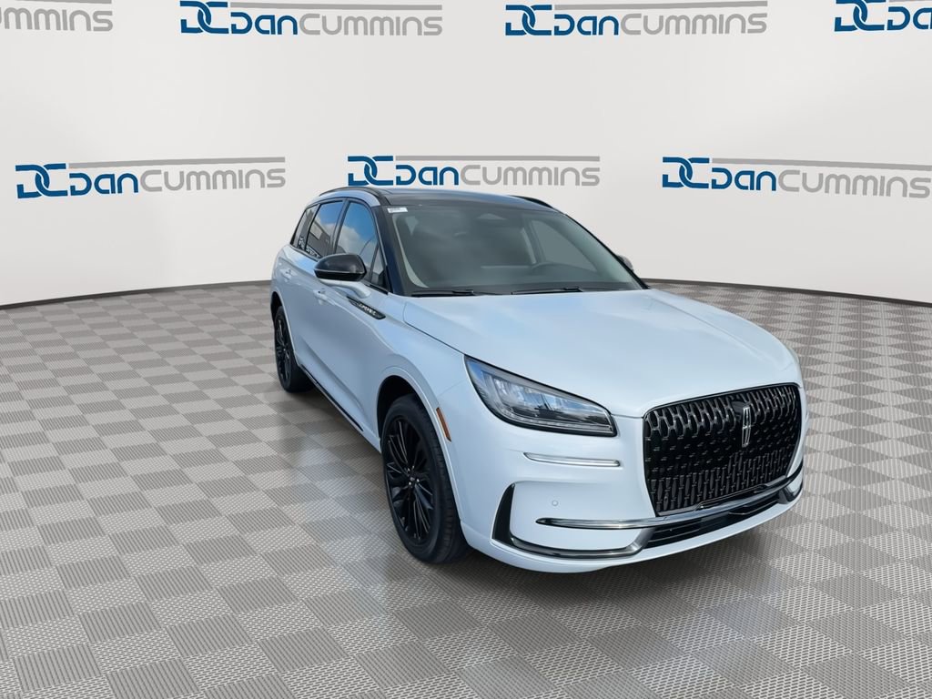 New 2026 Lincoln Corsair Premiere AWD/4WD image 2