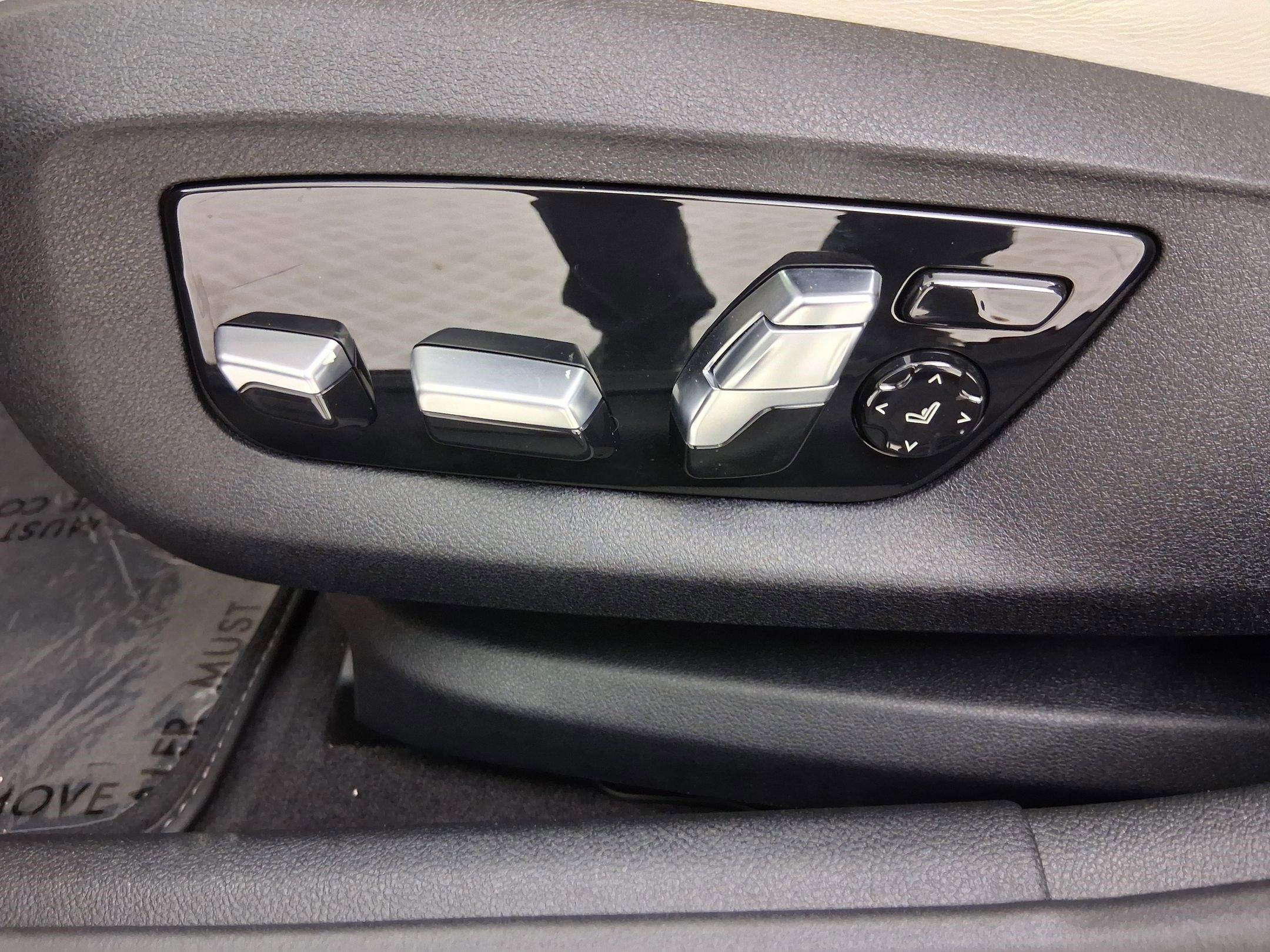 Certified 2023 BMW M5 w/ Competition Package image 13