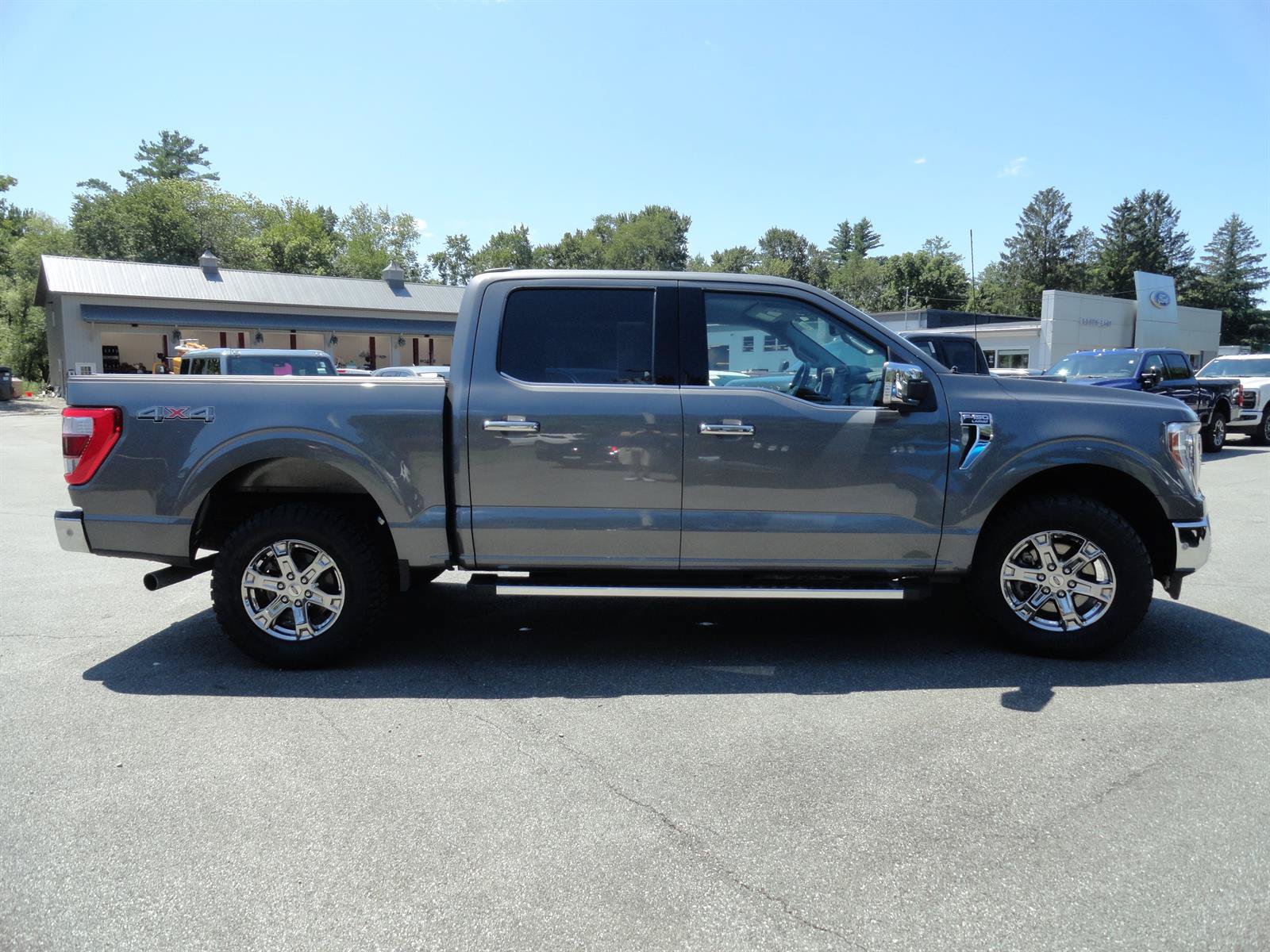 Certified 2022 Ford F150 Lariat w/ Equipment Group 502A High AWD/4WD image 4