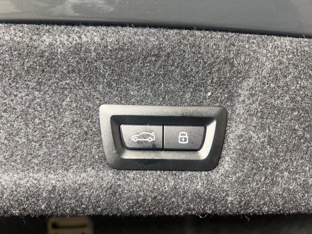 Used 2023 BMW M3 Competition w/ Executive Package image 30