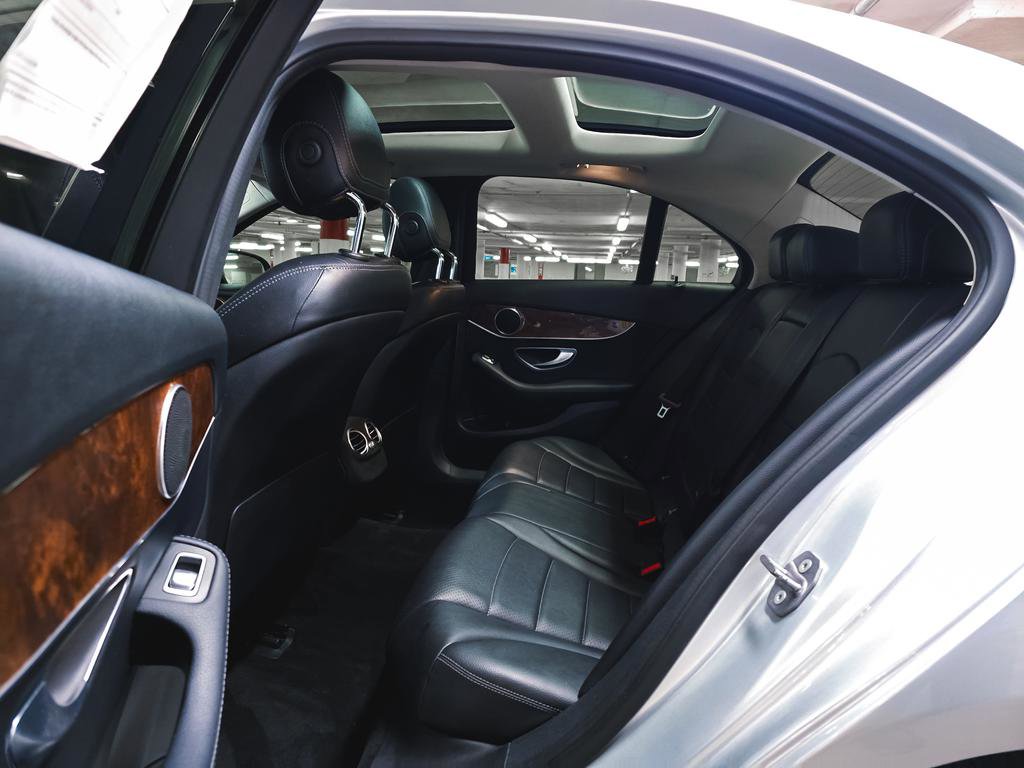 Used 2017 Mercedes-Benz C 300 4MATIC Sedan image 20